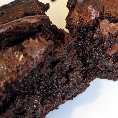THE BEST (!) One-Bowl Brownies | The Cookalong Podcast