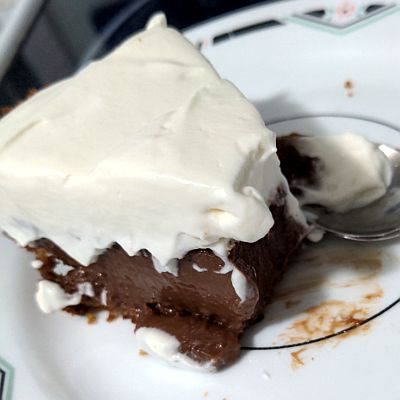 Cindy’s Velvety Chocolate Icebox Pie : A Cookalong Original | The Cookalong Podcast