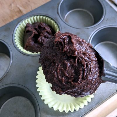 Brownie Cupcakes : Rich & Fudgy, with Dark Chocolate Buttercream Frosting | The Cookalong Podcast